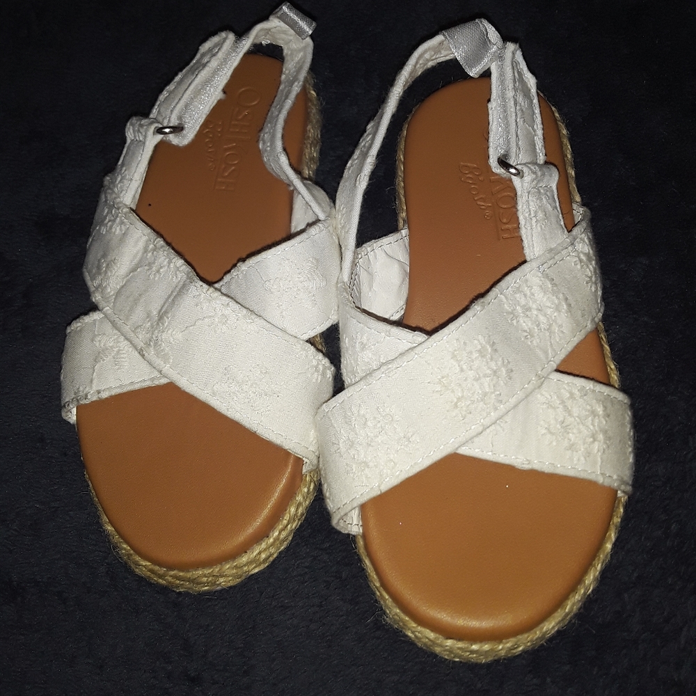 Oshkosh B'gosh Toddler Girl Eyelet Sandals Size 7